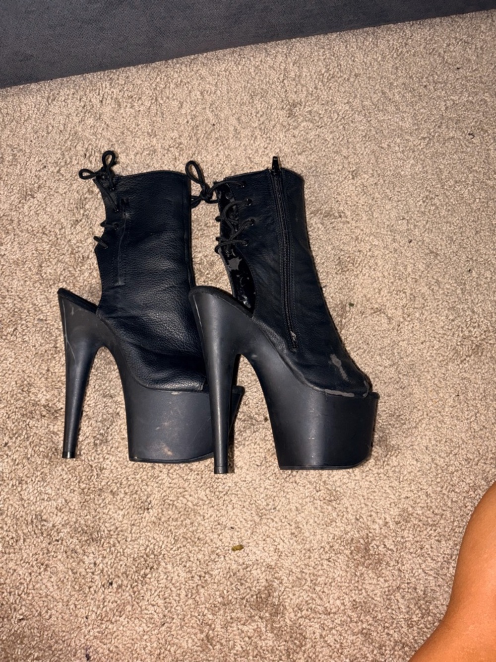 Pleaser Black Open-Toe Platform Ankle Booties - Picture 2 of 3
